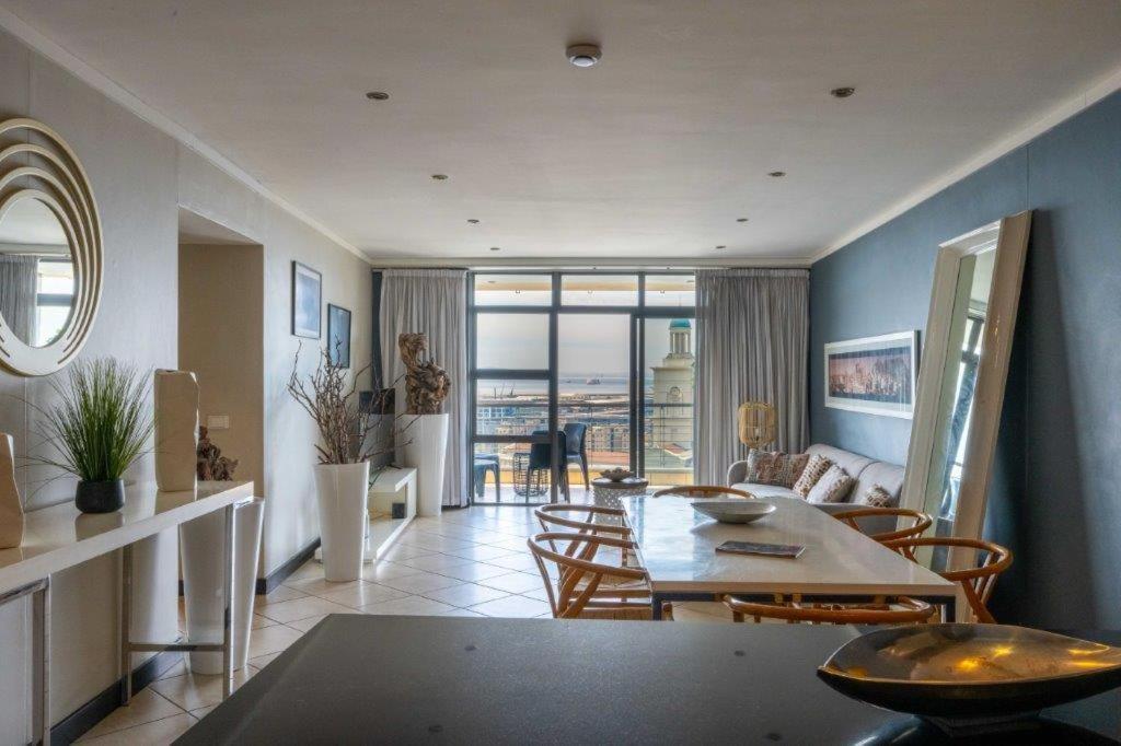 Itc Icon Two Bedroom With Lovely Balcony
